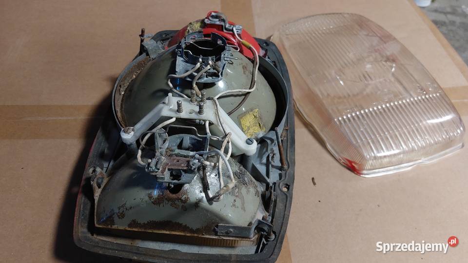 Mercedes W115 reflektor plus dodatkowe szkło Miłków