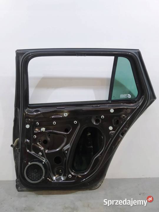 DRZWI PRAWE TYŁ KOMBI USZKODZONE Skoda Superb świętokrzyskie