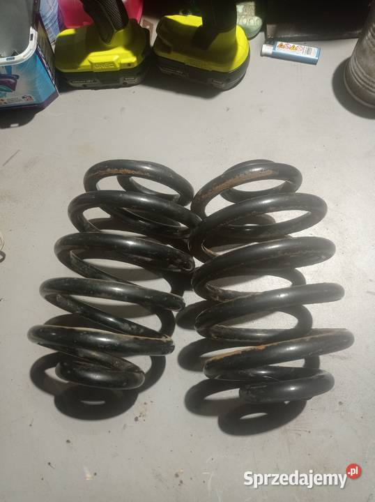 Sprężyny tył e36 touring Parczew