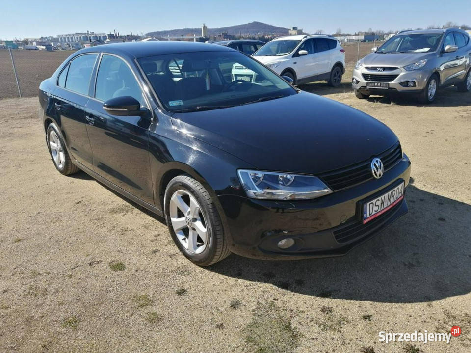 Volkswagen Jetta 16 105 klima elektryka zadbany Strzegom