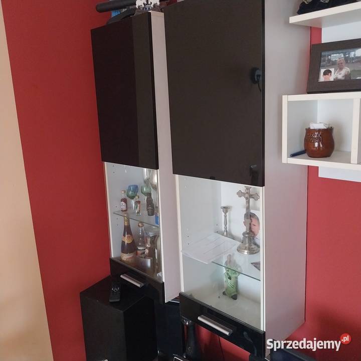 Szafki wiszące z szybami sprzedam