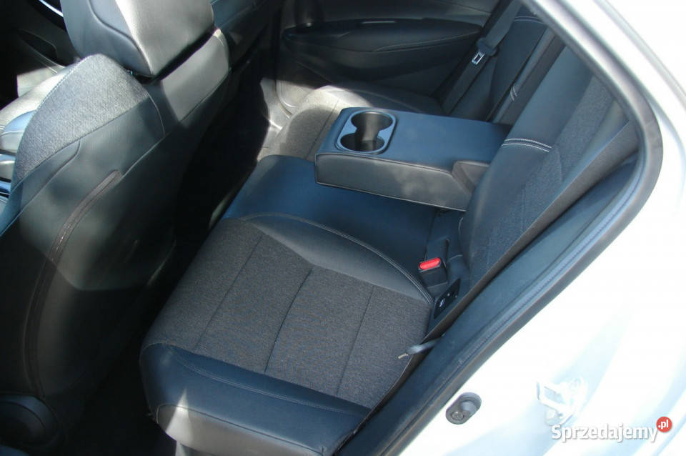 Toyota Corolla 18 Hybryda 98 Bogata Wersja E21 kamera cofania Piła