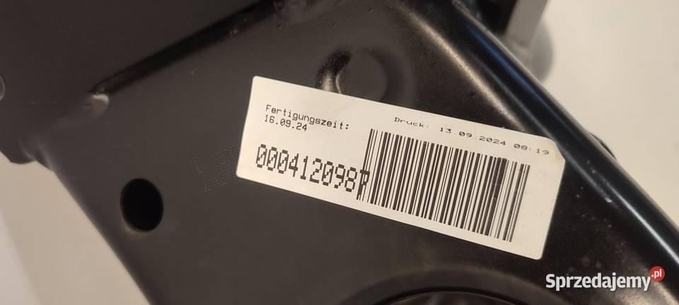 MERCEDES W247 SANKI WÓZEK BELKA TYŁ