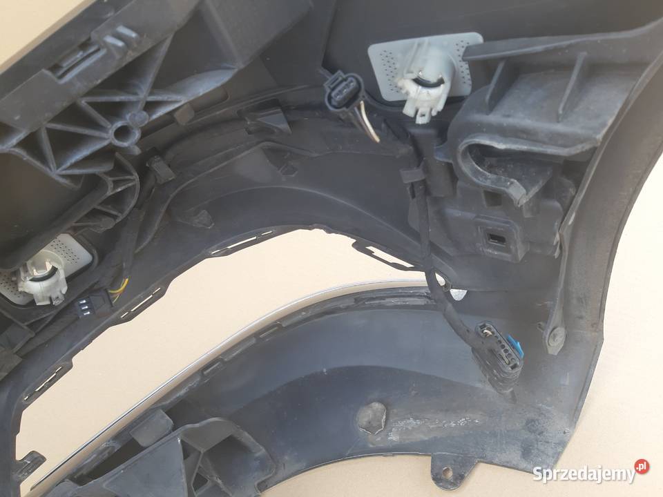 CKLASA W204 LIFT ZDERZAK PRZÓD CHROM WIĄZKA PDC Trzciel