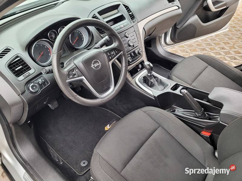 Super pojemne kombi benzyna Insignia Słomniki