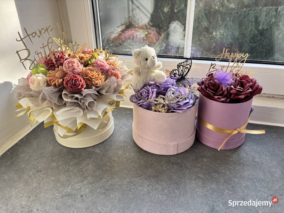 Bukiet z mydlanych kwiatów Flowerbox Kikół