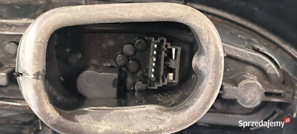 LAMPA LEWA TYŁ RENAULT ESPACE III osobowe
