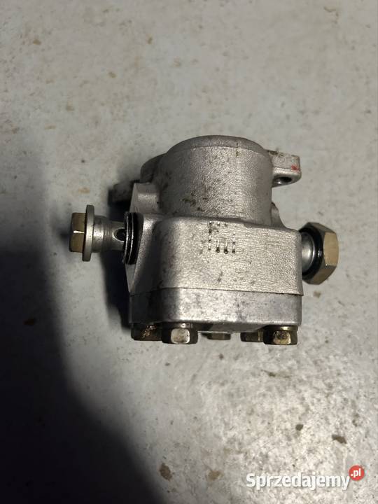 Pompa hydrauliczna z silnika Kubota 1105
