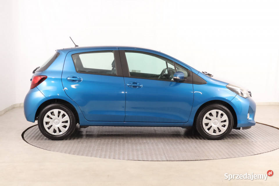 Toyota Yaris 10 VVTi Motoryzacja
