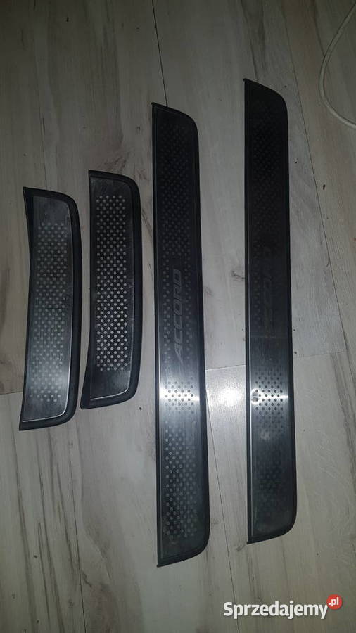 Nakladki na progi aluminiowe Honda ACCORD VII Listwy i nakładki Szadek sprzedam