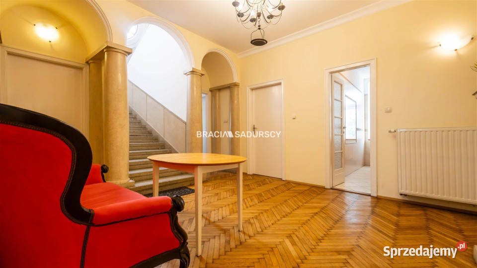 sprzedaży domu wolnostojącego Kraków 3796m2 379.6m2 Sprzedaż