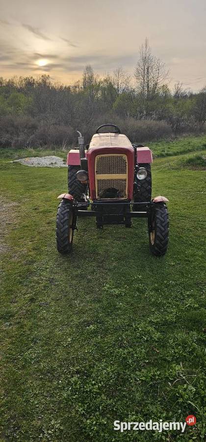 Sprzedam traktor z silnikiem Es 15 Niżna Łąka