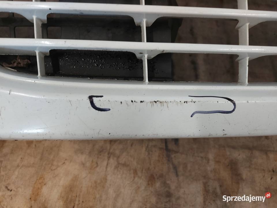 SUZUKI ALTO 11r zderzak przód 7171168K0 Kielce