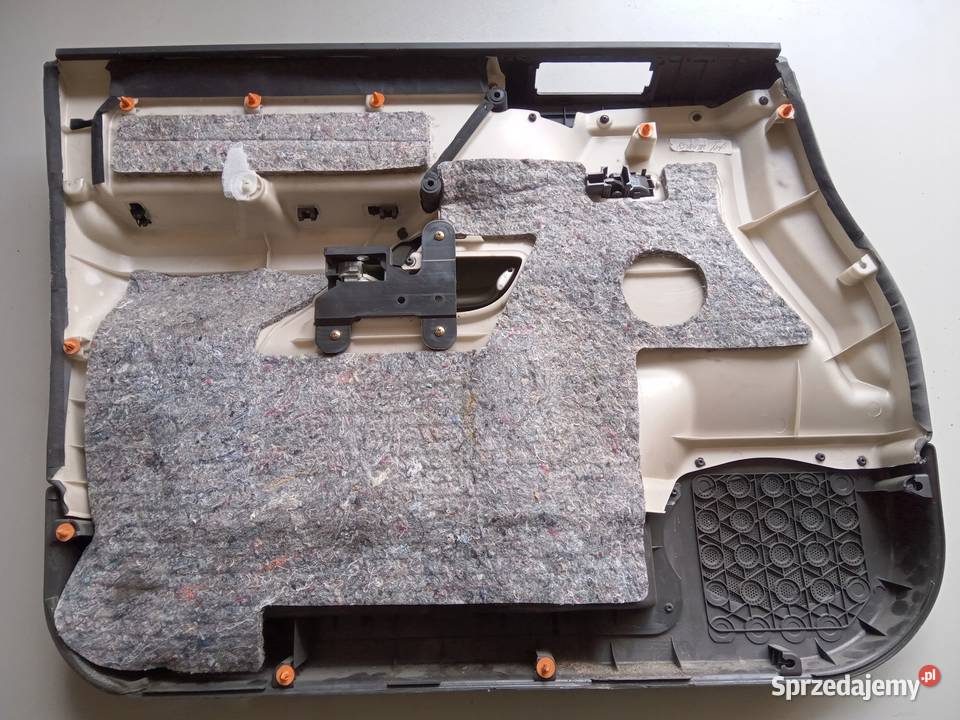 BOCZEK PRAWY PRZÓD TAPICERKA DRZWI INFINITI QX56 Nowy Tomyśl sprzedam