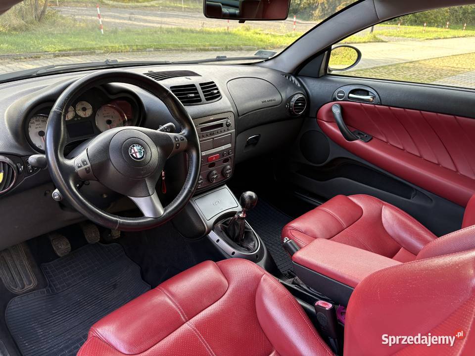 Alfa Romeo GT 19 JTDm Distinctive 2008r 161