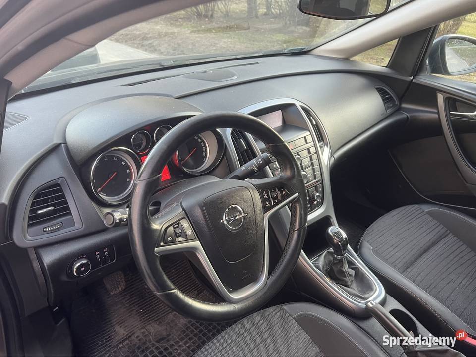 Opel Astra 14 Turbo LPG 2016 r Poznań sprzedam
