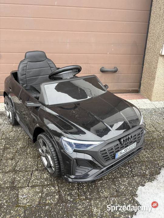 samochód na akumulator Audi SQ8 nowy zabawka Grabownica sprzedam