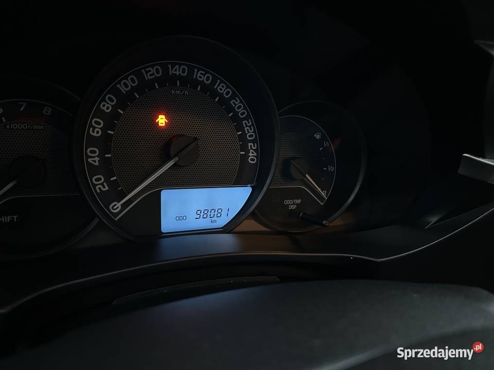 Toyota corolla 2015r 16 benzyna salon 98 Corolla Biała Podlaska
