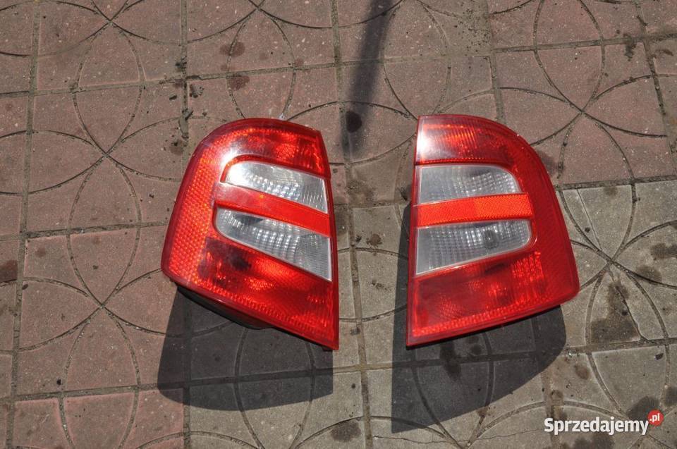 fabia HB lampa lewa WYSYŁKA śląskie