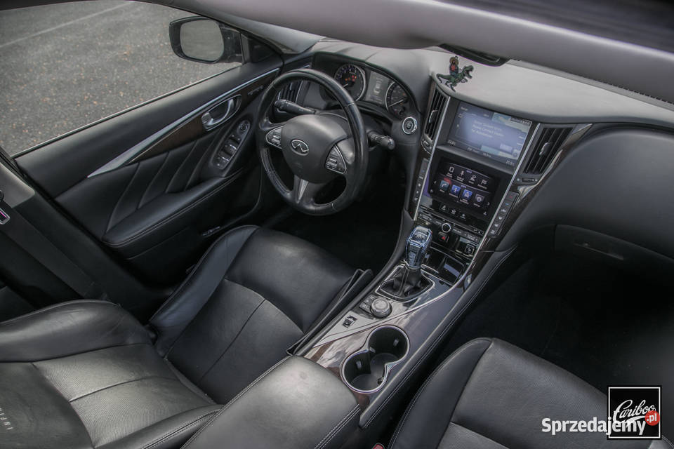 Infiniti Q50 hybrid 2014 AWD niski przebieg Rogowo