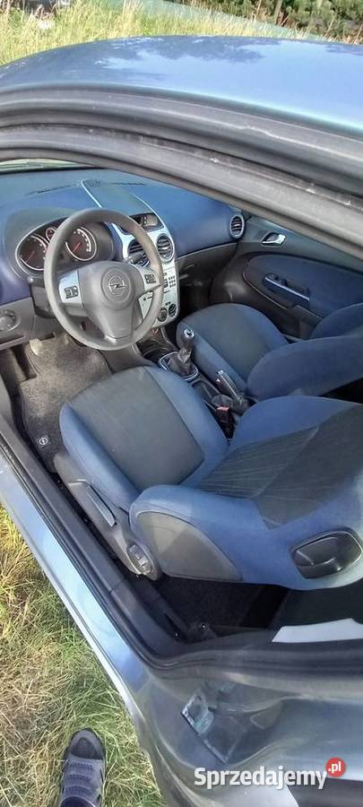 Fajna corsa 12 98000 Wrząca Śląska