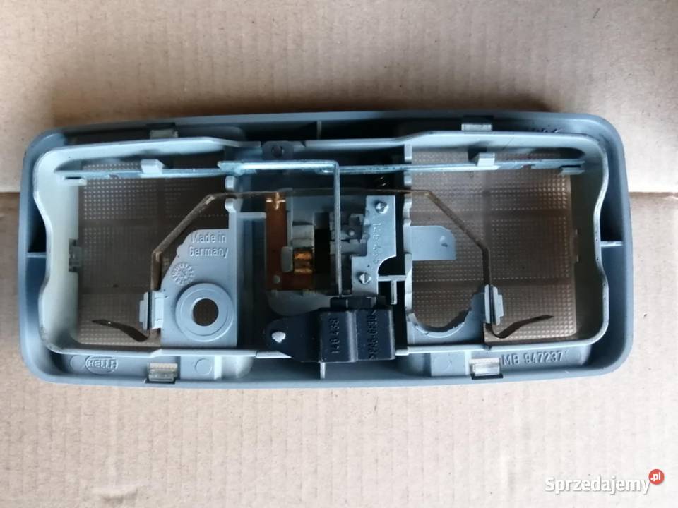 Lampka Oświetlenia Wnętrza Mitsubishi Carisma osobowe Oświetlenie kabiny lubelskie Opole Lubelskie