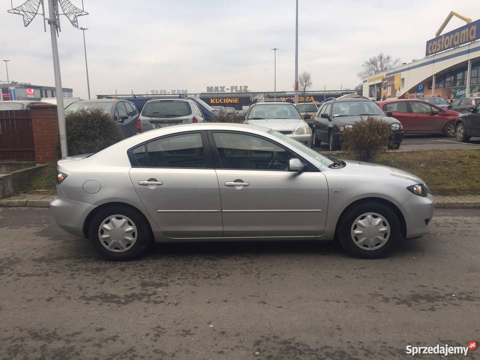 Mazda 3 BK 2005 sedan 105 1598 3 benzyna 168 4/5 małopolskie Kraków