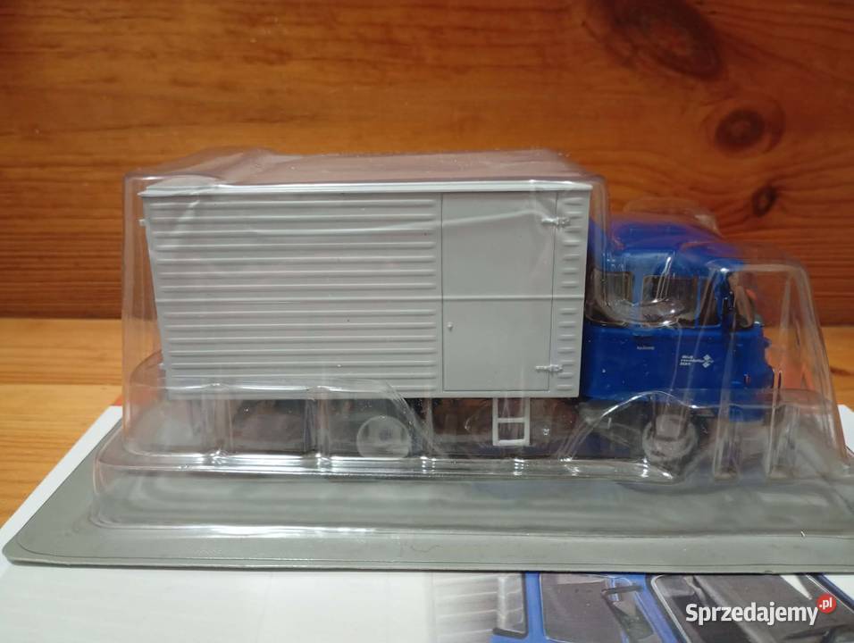 ROBUR LO 3000 Skrzyniowy deagostini 143 Kultowe Warszawa