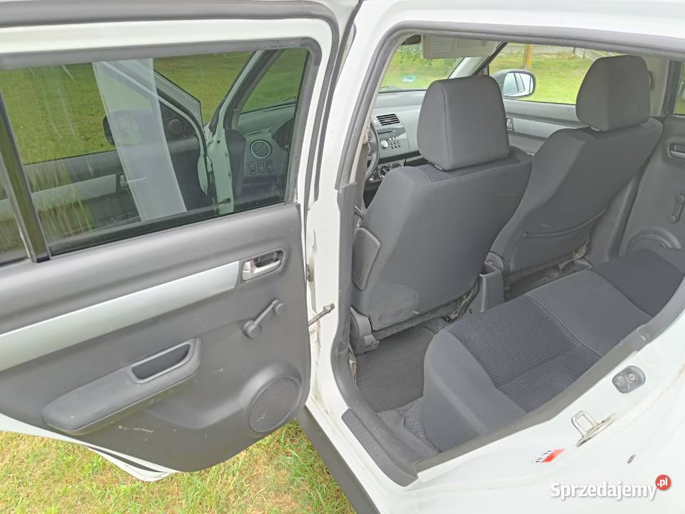 Suzuki Swift IV 15 102 09r sprowadzony lubelskie Kock sprzedam