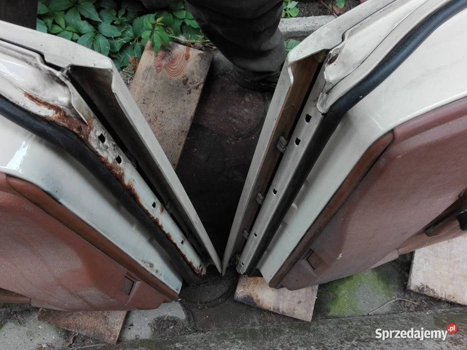 Mercedes W124 drzwi tył prawe lewe kombi 124 Skarżysko-Kamienna
