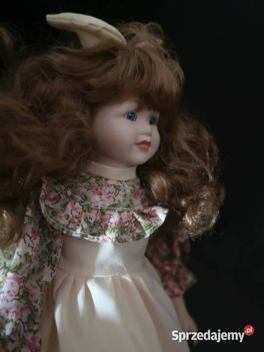 Lalka kolekcjonerska z kokardą Pozostałe pomorskie Gdańsk