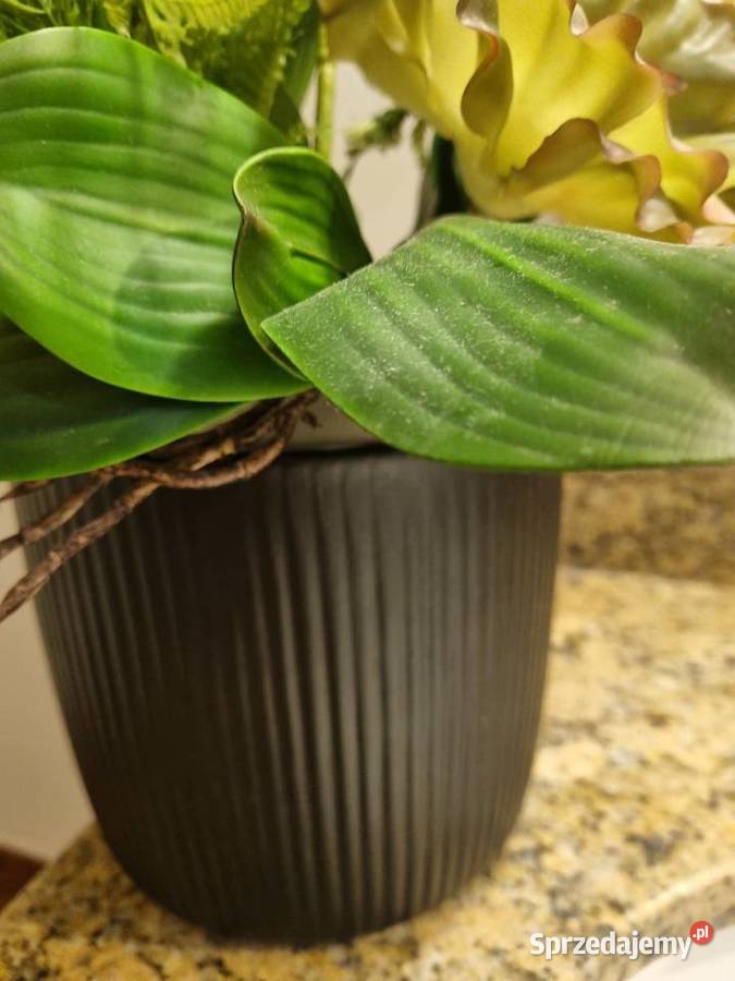 Osłonka ceramiczna doniczka czarna Lublin