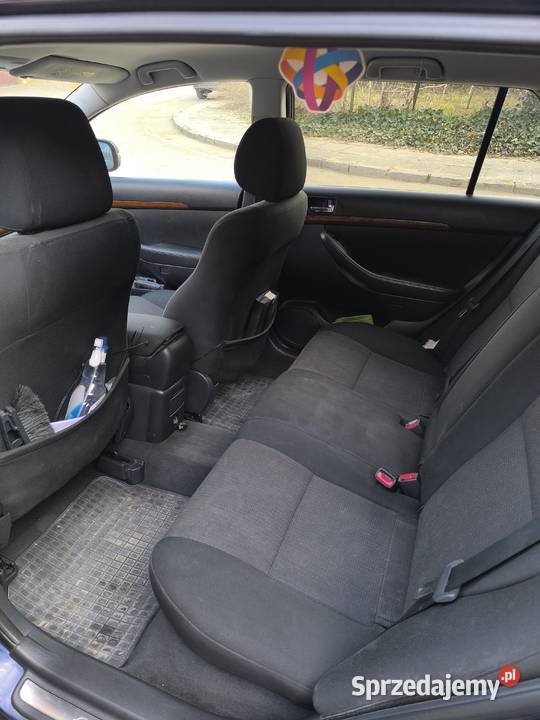 Sprzedam Toyota Avensis kombi t25 6000 do Olsztynek