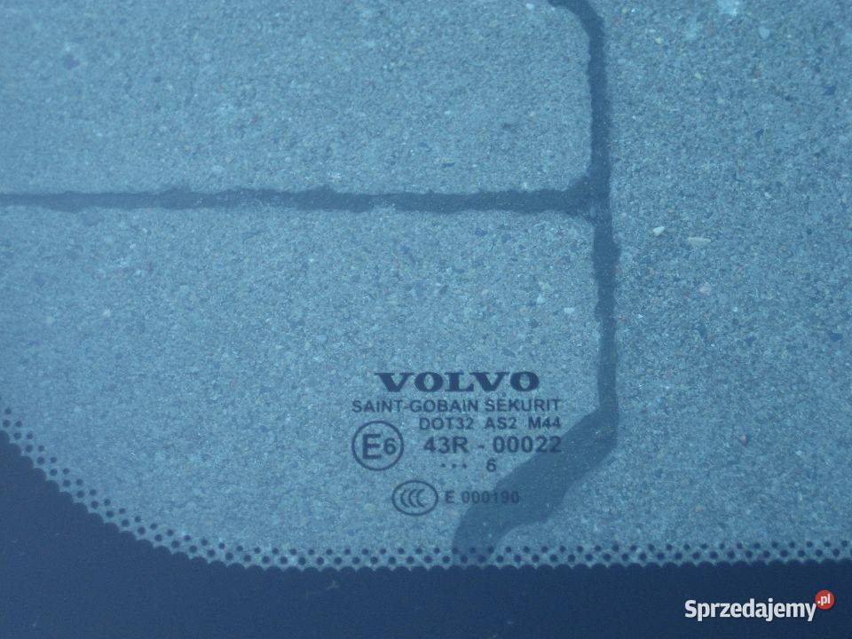 volvo v50 0412r szyba karoseryjna boczna tył Rakoniewice sprzedam