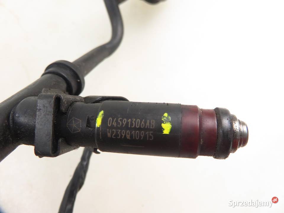 LISTWA WTRYSKOWA CHRYSLER 300M 27 04591306AB EER sprzedam