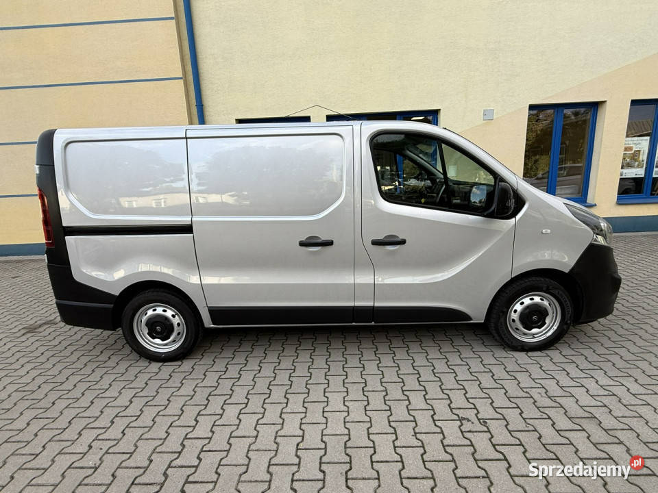 Opel Vivaro Opel Vivaro B 16CDTi LED 2014r światła przeciwmgłowe Sokołów Podlaski