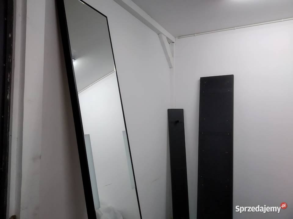 Meble sklepowe RFM zestaw wieszaki lustra półki Stary Sącz