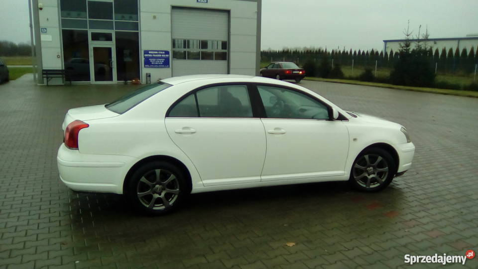Toyota Avensis 22 Diesel biała perła bogata garażowany Elbląg