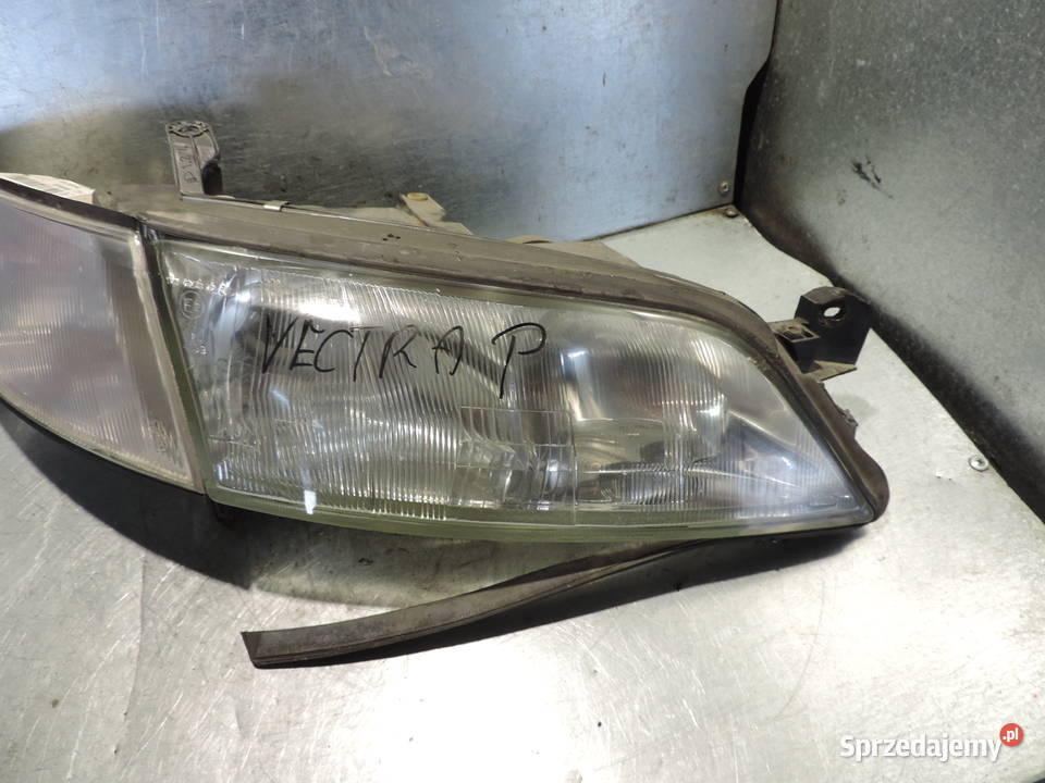 OPEL VECTRA B LAMPA PRAWA PRZEDNIA Nowy Sącz