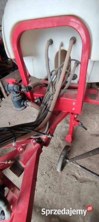 Opryskiwacz na kołach Bury Pelikan Głuchów