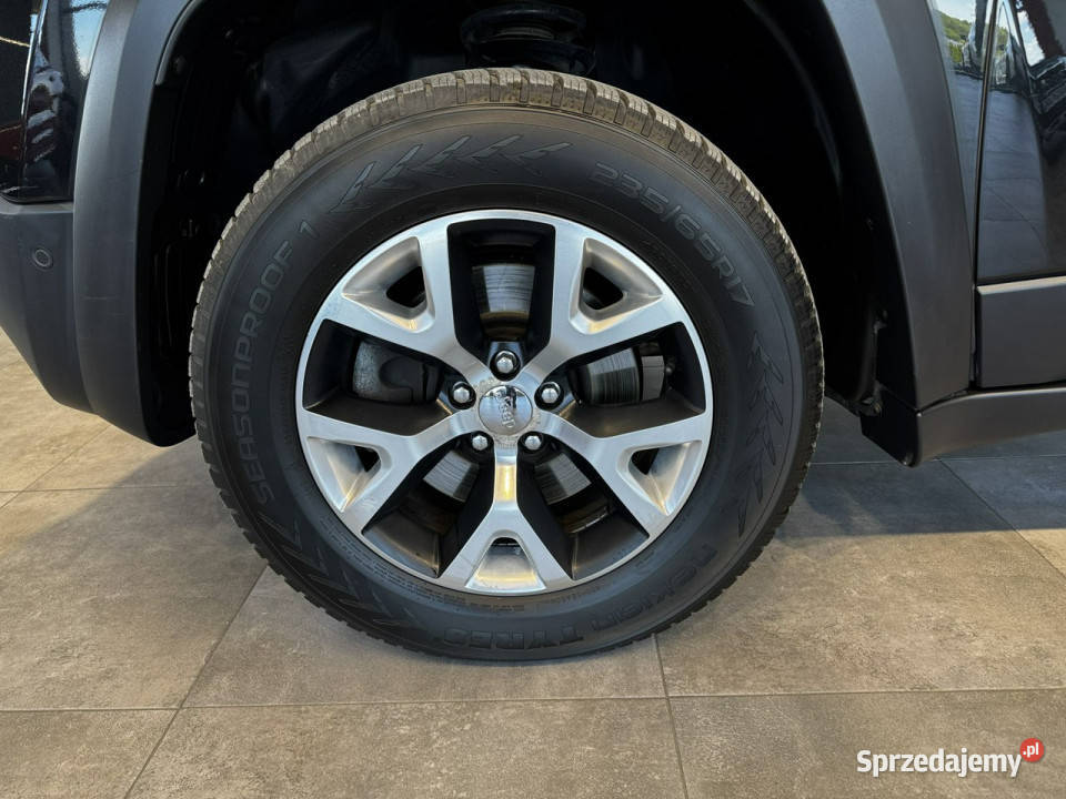 Jeep Cherokee Trailhawk 32 LPG 272 automat 4x4
