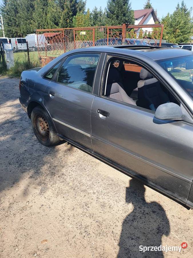 Audi A4 B5 94r 16 benz Klima elektryka Samochody na części