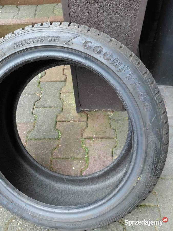 Opony zimowe Goodyear Ultra Grip 215 45 17 45 Katowice