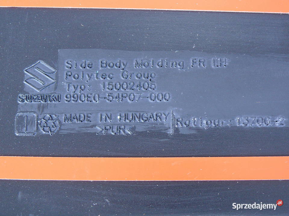 Listwy boczne drzwi Suzuki Vitara 2018 r OEM Łódź