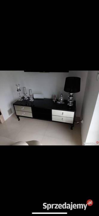 Komoda Lustrzana 140 Czarny Glass Cichy Domyk Kępno