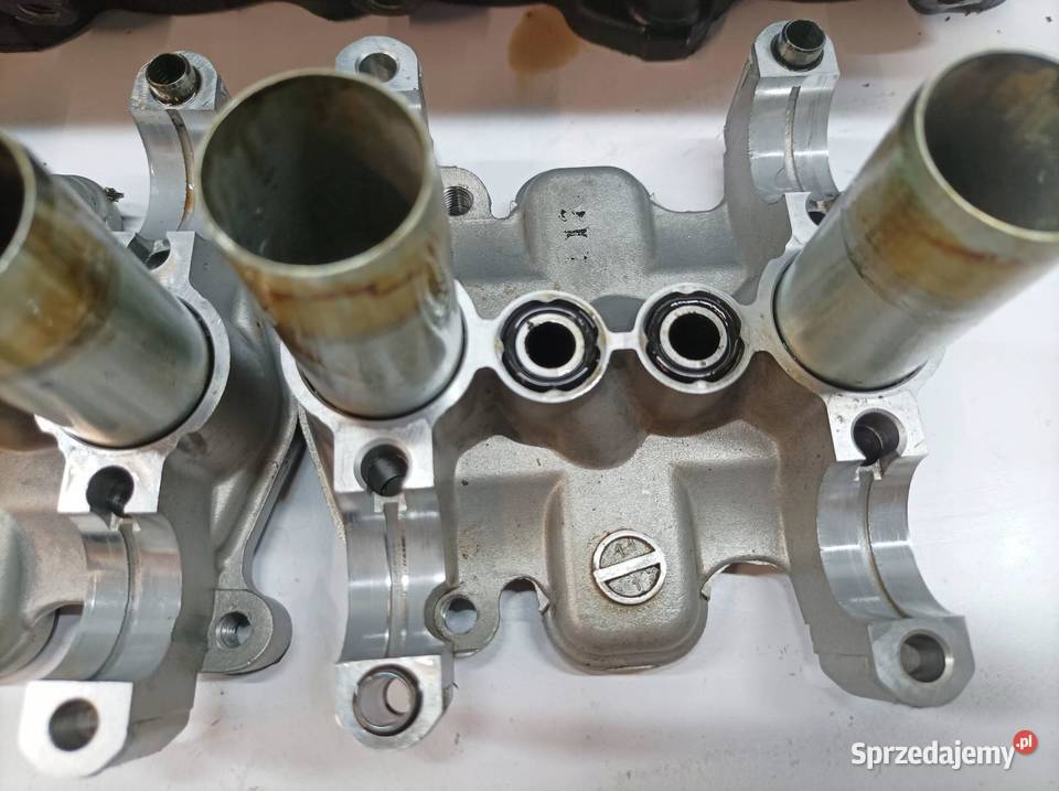 GŁOWICA KOMPLETNA 117Z24 B0079O Suzuki GSXR600