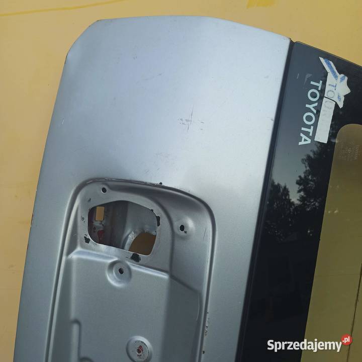 Klapa Toyota Corolla E11 Złotokłos