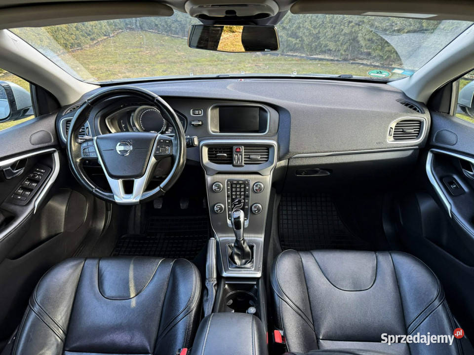 Volvo V40 16D 115 Momentum Panorama Kamera Pod bluetooth świętokrzyskie Bliżyn