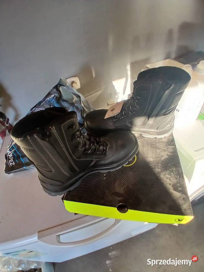 Buty zimowe Veltuff S3 ocieplane r 46 świętokrzyskie Staszów