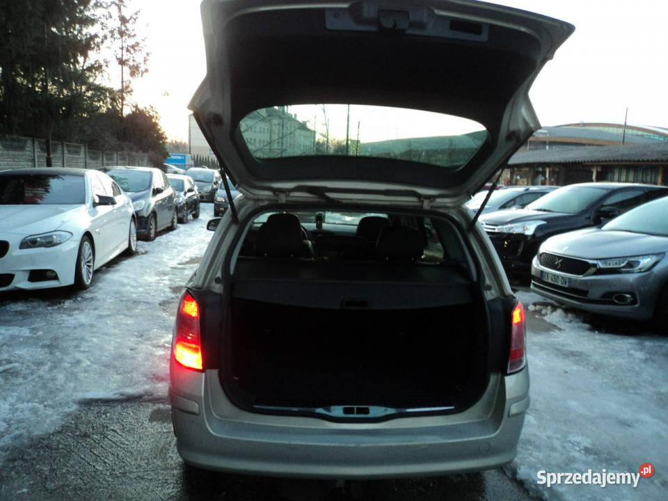 Opel Astra sprzedam ładnego OPLA ASTRE STATION Lublin